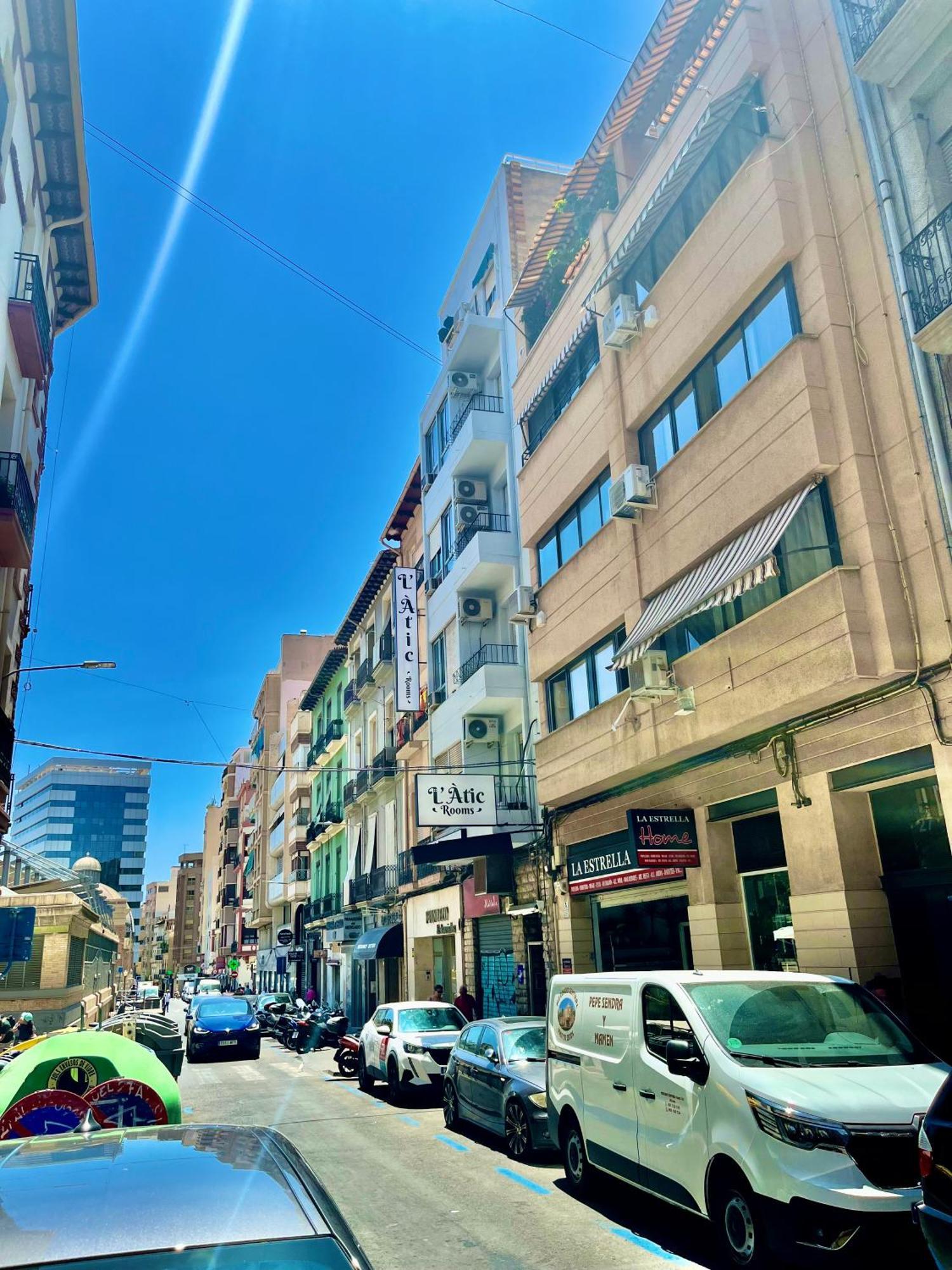 Elegante Apartamento Tres Colores Alicante Kültér fotó